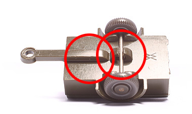 Pkw-Anhänger: Typ 2/4: Achshalterung mittig offen, WM ohne Kreis, mit Deichselverstärkung