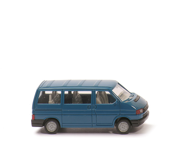 VW T4 Bus - capriblau - 296/2b