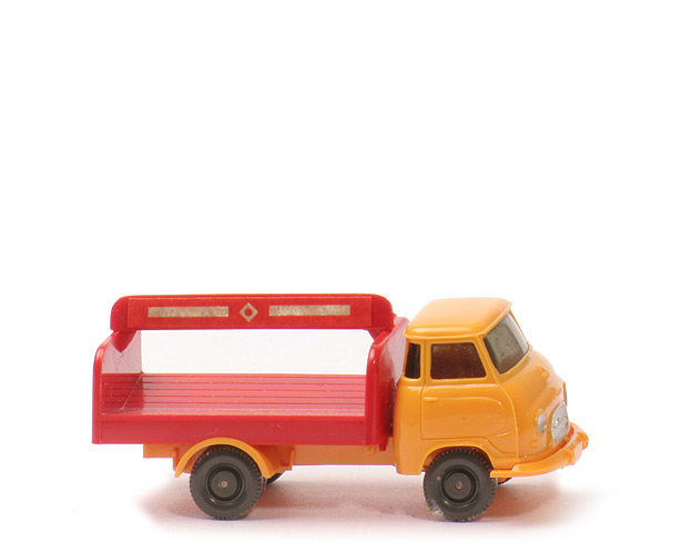 Hanomag Kurier, Getränkewagen - FH, CH chromgelb, Aufbau rot - 343/1a