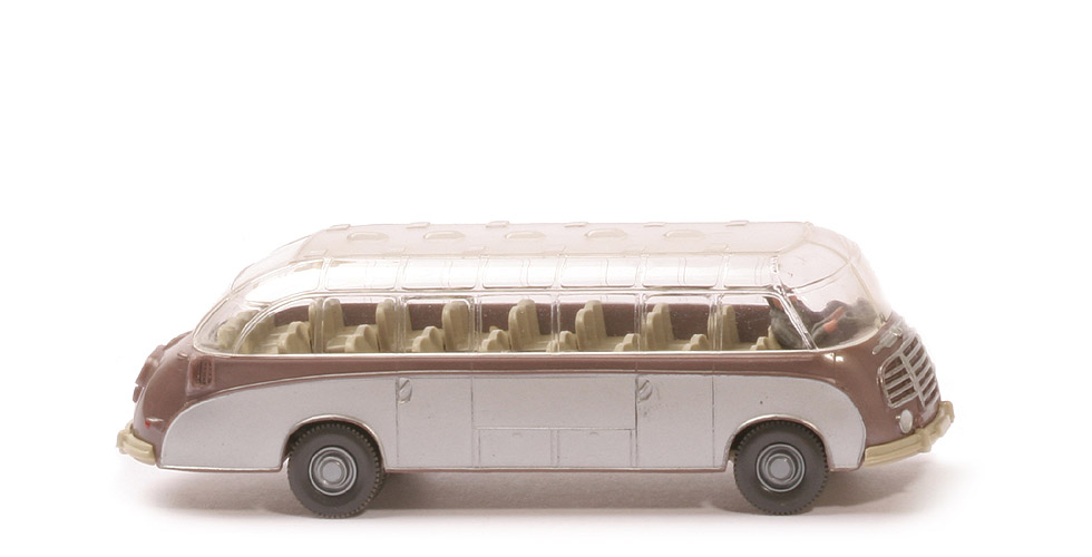 Setra-Bus - braunmetallic, Bodenprägung  WM - 73 - Germany - 730/8a