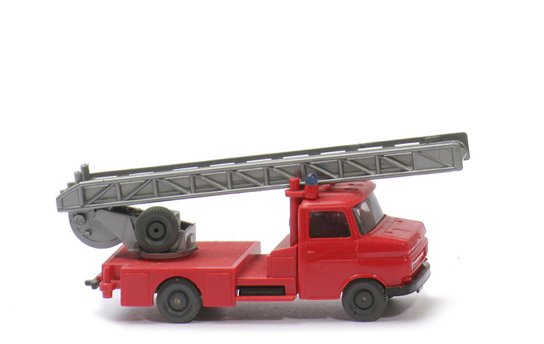 Opel Kurzhauber (Haube eckig), Leiterwagen - rot, CH schwarz - 602/4b