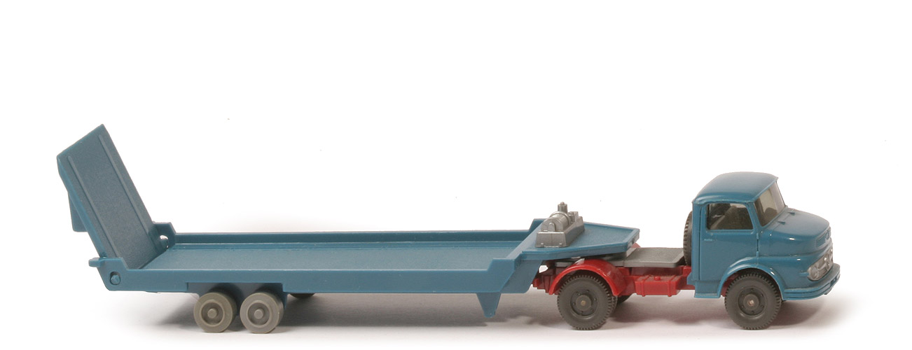 MB 1413 Alter Tieflade-Sattelzug - ZM azurblau, ohne Knopf vor Seilwinde, mit "49" - 490/11c