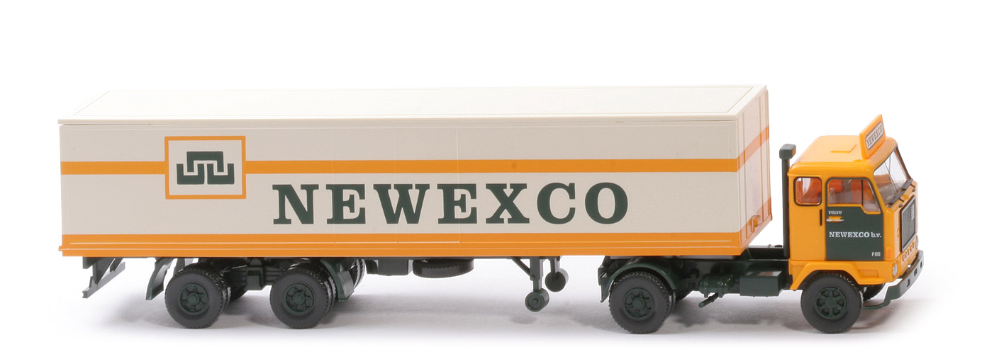 Volvo F 88 Koffer-Sattelzug (2020) - Newexco - nicht erfasst
