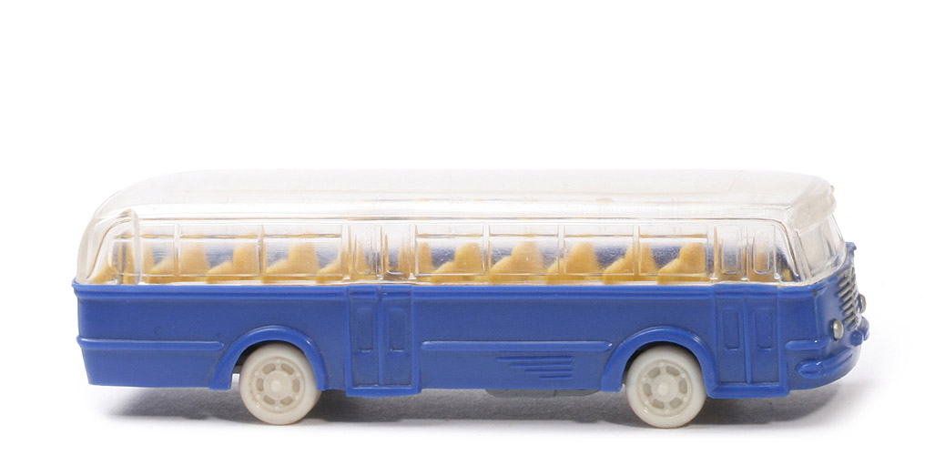 Büssing Trambus - alte Form, Fenster gewinkelt, ultramarin - 720/1?
