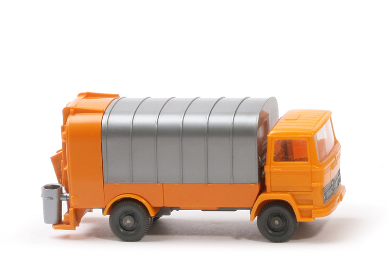 MB LP 1317 Müllwagen ohne Spiegel - mit KUKA - Aufbau gelborange, FH glasiges hellorangegelb - 643/13b