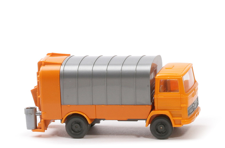 MB LP 1317 Müllwagen ohne Spiegel - mit KUKA - Aufbau gelborange, FH glasiges hellorangegelb - 643/13b
