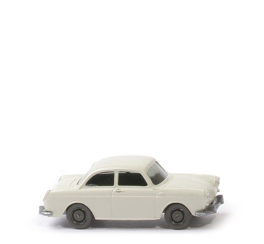 VW 1500 Stufenheck - perlweiß, Haube rund, o. IE, BP 1600 - 40/13a ~