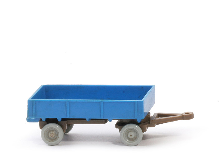 LKW-Anhänger (Typ 4) - Deichsel starr, ZH nach oben, PR himmelblau, CH blassbraun - 400/9 ?