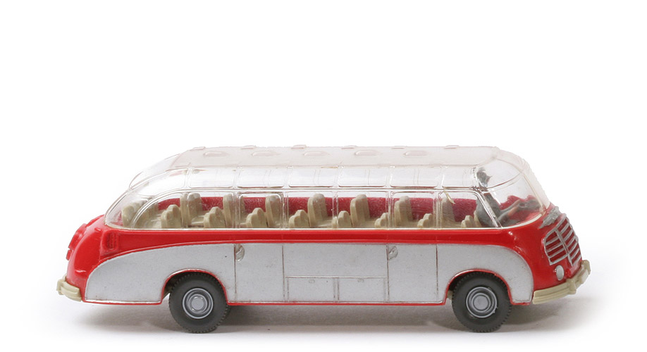 Setra-Bus - rot, Bodenprägung WM - 73 - Germany - 730/8b