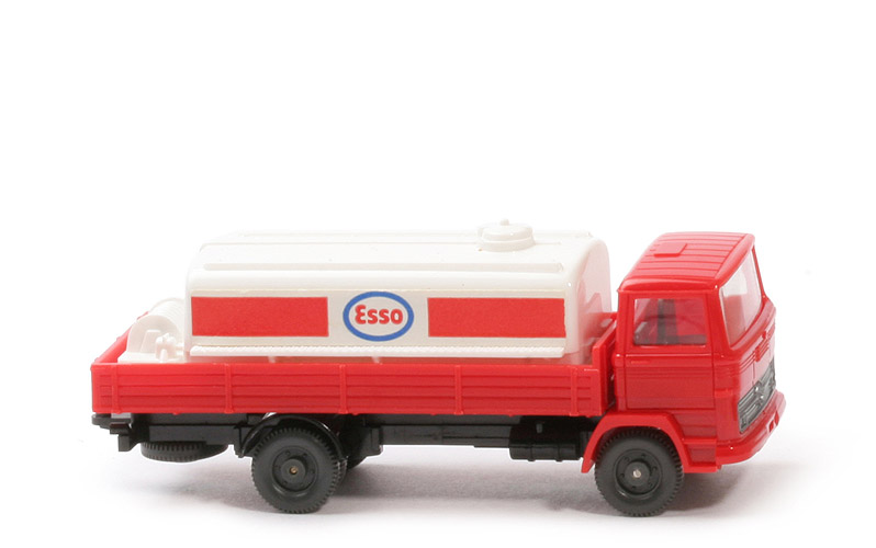 MB LP 1317 Pritsche mit Öltank - rot (glasig), CH schwarz - nicht erfasst