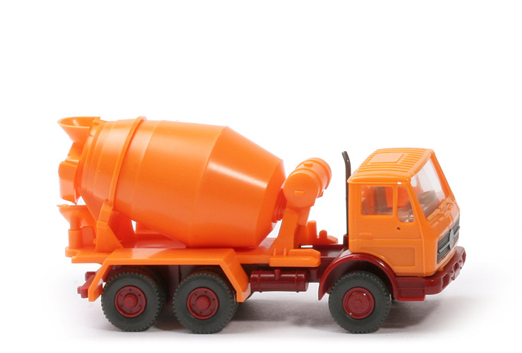 MB 2224 Betontransport - Mercedes Werbemodell ohne "Readymix"-Beschriftung - Mercedes (1b)