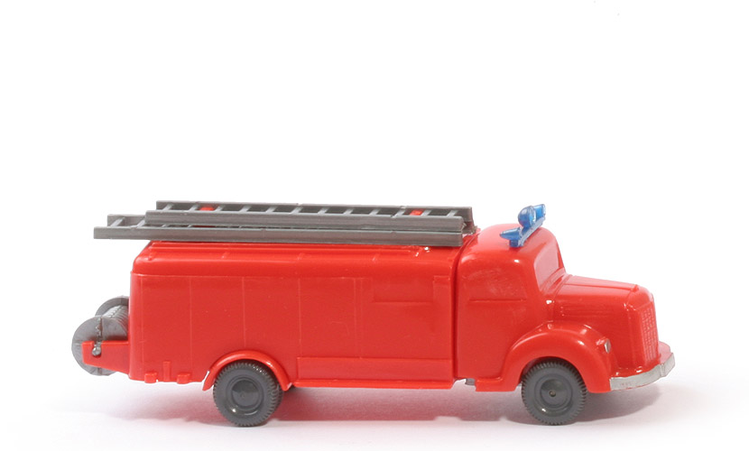 MB L 3500 uv Alter Spritzenwagen - Blaulichtleiste, Boden geschlossen, orangerot - 610/10