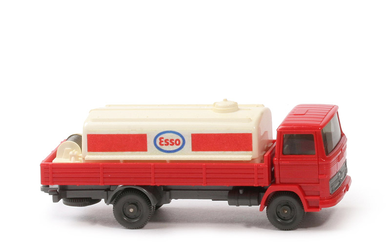 MB LP 1317 Pritsche mit Öltank - rot, CH basaltgrau - nicht erfasst