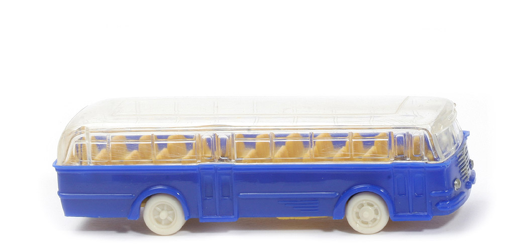 Büssing Trambus - alte Form, Fenster gewinkelt, Schrift 2. Version, dunkelultramarin - 720/2 ?