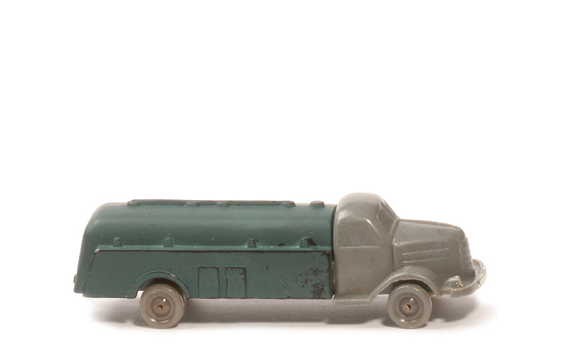 Dodge Tankwagen - FH/CH staubgrau, Tank Lack blau, Esso oval - 800/5?
