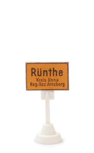 Verkehrszeichen (Typ 3) - Ortstafel Rünthe, hoher Sockel - 1000/4