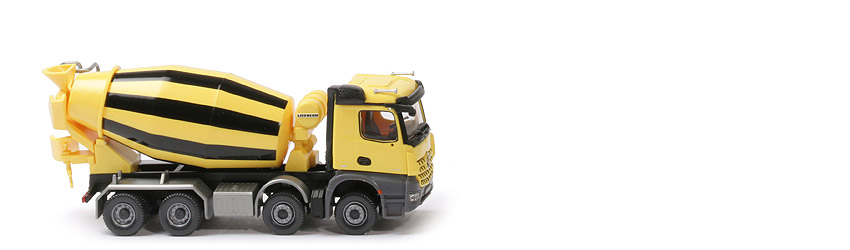 MB Arocs M ClassicSpace Fahrmischer (2016) - blassgelb (Aufbau Liebherr) - nicht erfasst
