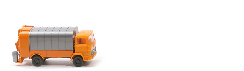 MB LP 1317 Müllwagen ohne Spiegel - mit KUKA - Aufbau gelborange, FH glasiges hellorangegelb - 643/13b