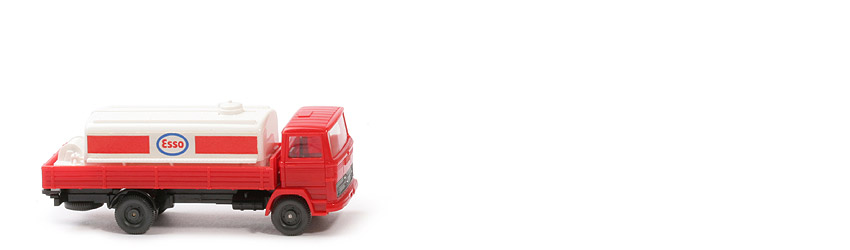 MB LP 1317 Pritsche mit Öltank - rot (glasig), CH schwarz - nicht erfasst