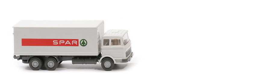 MB LP 2223 Koffer-LKW - SPAR,  altweiß - 450/8e