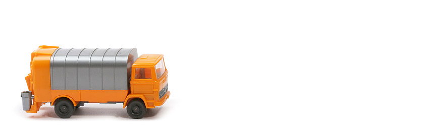MB LP 1317 Müllwagen ohne Spiegel - mit KUKA - orangegelb - 643/13b
