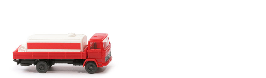 MB LP 1317 Pritsche mit Öltank - rot (glasig), CH schwarz - nicht erfasst